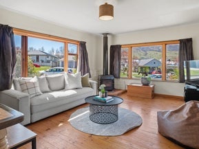 8 Riverside Road, Frankton, Queenstown