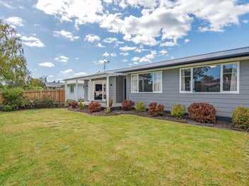 134 Ruamahanga Crescent, Terrace End, Palmerston North