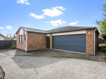 44 Woodbank Drive, Glen Eden, Auckland