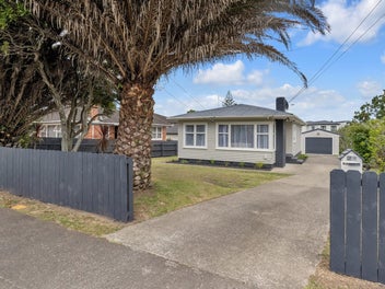 28 Graeme Avenue, Mangere East, Auckland