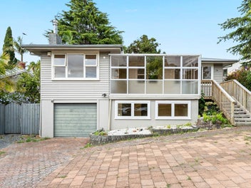 29 Patts Avenue, Glendene, Auckland