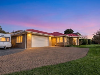 1 Cobbe Place, Pomare, Rotorua