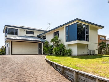19 Simpson Road, Papamoa Beach, Papamoa