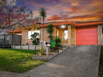 28 Ginders Drive, Massey, Auckland