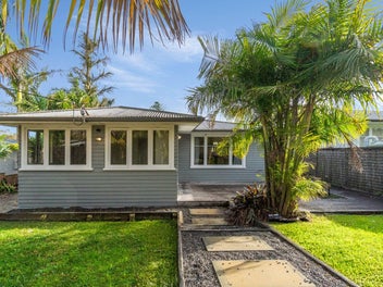 13 Amberley Avenue, Te Atatu South, Auckland