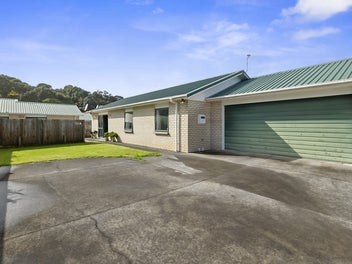 50A Paritutu Road, Spotswood, New Plymouth