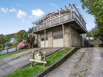 4 Trelawney Road, Wainuiomata, Lower Hutt