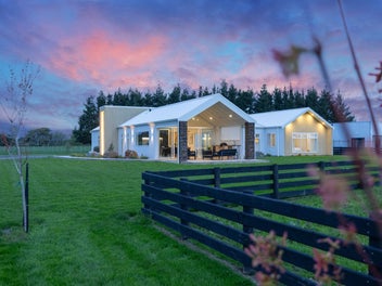 168B Nannestads Line, Bunnythorpe, Palmerston North