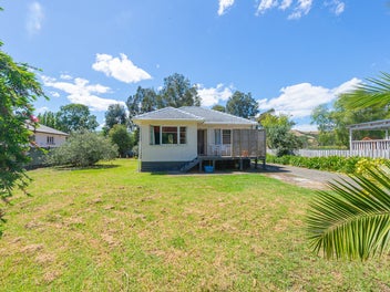 72 Awaroa Road, Helensville, Helensville
