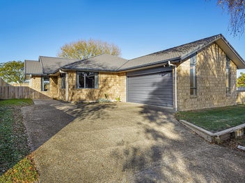 13 Bishopsworth Way, Huntington, Hamilton