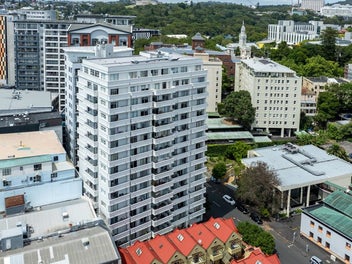 10B/32 Eden Crescent, Auckland Central, Auckland