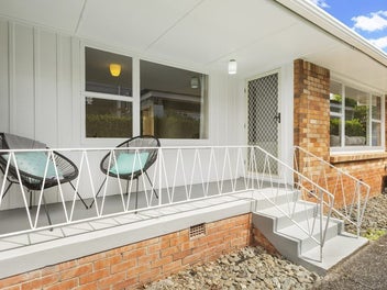 2/12 Robert Street, Ellerslie, Auckland