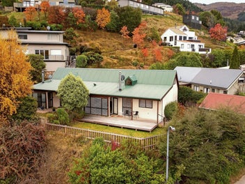 1B Dart Place, Fernhill, Queenstown