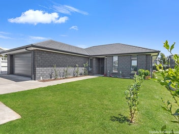 27 Smith Street, Lepperton, New Plymouth