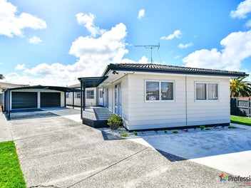 60 Wakefield Road, Favona, Auckland