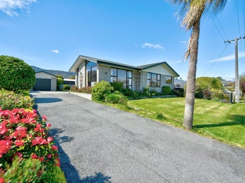 6 Pine Street, Tapanui