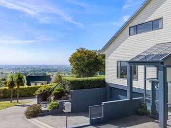 1 Caldbeck Lane, Westmorland, Christchurch