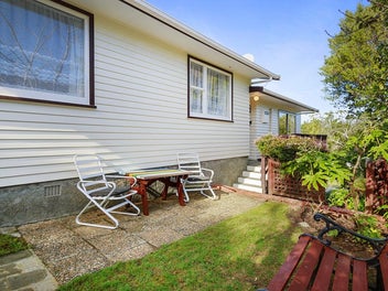 30 Redvers Drive, Belmont, Lower Hutt