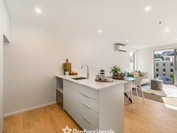 8/16 Sladden Street, Naenae, Lower Hutt