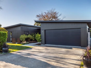 31 Mcmaster Street, Greytown