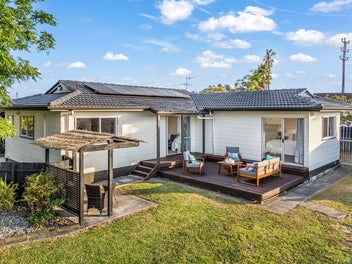 4 Silverstone Place, Henderson, Auckland