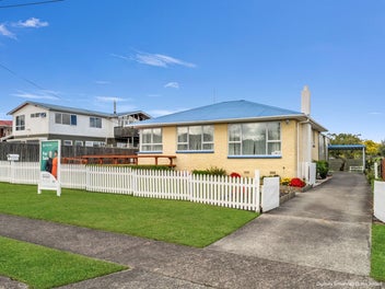 21 Elliott Crescent, Owhata, Rotorua