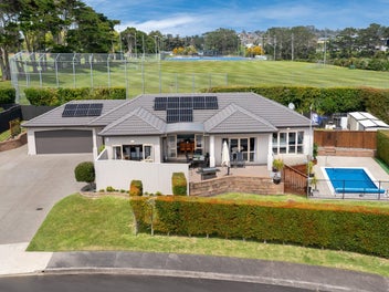 8 Stonedge Lane, Rosedale, Auckland