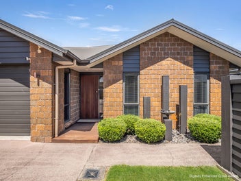 8 Farleigh Close, Huntington, Hamilton