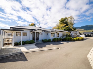 4 Hill Street North, Richmond, Richmond
