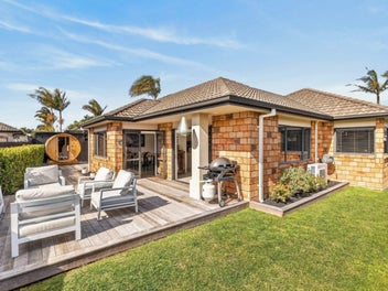 8 Tomika Crescent, Papamoa Beach, Papamoa