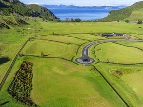 12 Taumata Rise, Acacia Bay, Taupō
