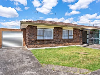 2/12 Duke Street, Papakura, Auckland