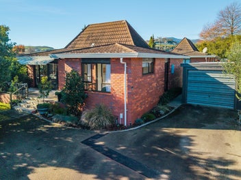 34 Cobham Crescent, Stoke, Nelson