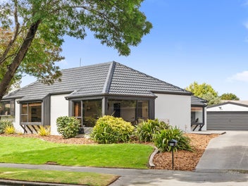 45 Karnak Crescent, Russley, Christchurch