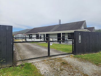 9 Matai Street, Dobson, Greymouth