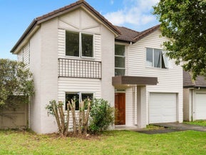 2 Bruce Pulman Drive, Takanini, Auckland