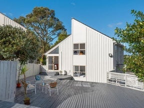 2/55 Monarch Avenue, Hillcrest, Auckland