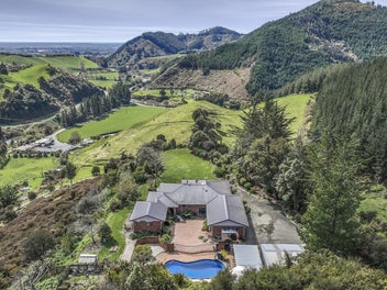 8 Lee Valley Road, Wairoa Valley