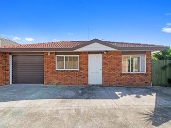 2/16 King Street, Papatoetoe, Auckland
