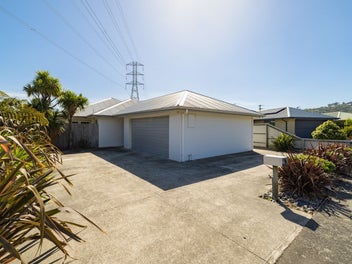 72 Mauger Drive, Heathcote Valley, Christchurch