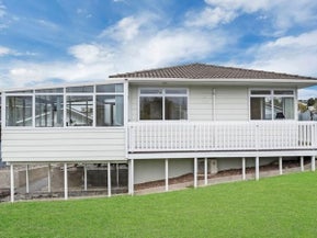 99 Sycamore Drive, Sunnynook, Auckland