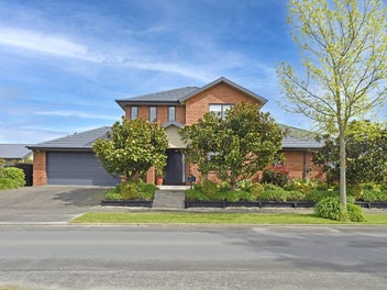 37 McMahon Drive, Aidanfield, Christchurch