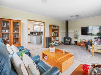 12A Brighton Road, Green Island, Dunedin