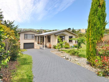 4 Wairaka Road, Pukerua Bay, Porirua