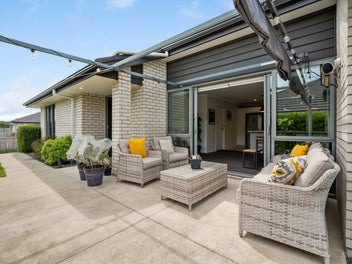 2 Kahawai Close, Pyes Pa, Tauranga