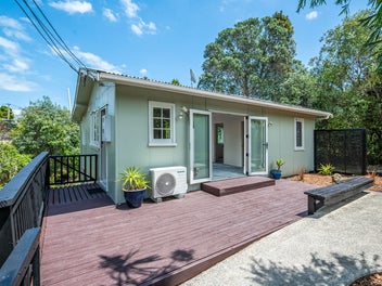 28 Eden Terrace, Onetangi, Waiheke Island
