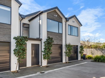 2/129 Brougham Street, Addington, Christchurch