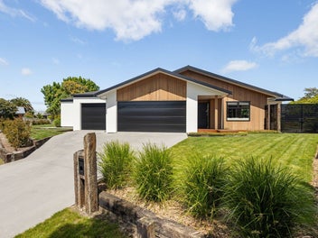 4 Meridian Place, Flagstaff, Hamilton