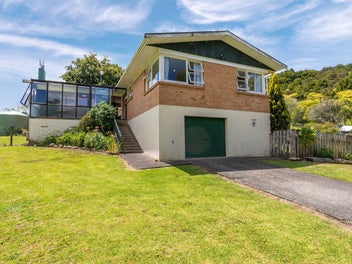 1998 State Highway 1, Whakapara, Hikurangi