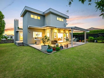 12 Rangitoto Terrace, Milford, Auckland